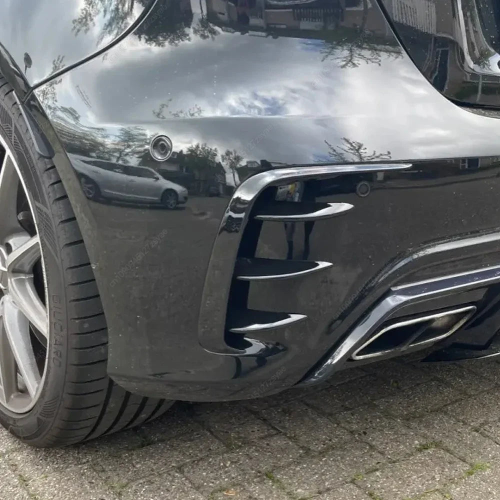 Kit de extensão traseira para Mercedes-Benz Classe A W176 (2013-2018) 